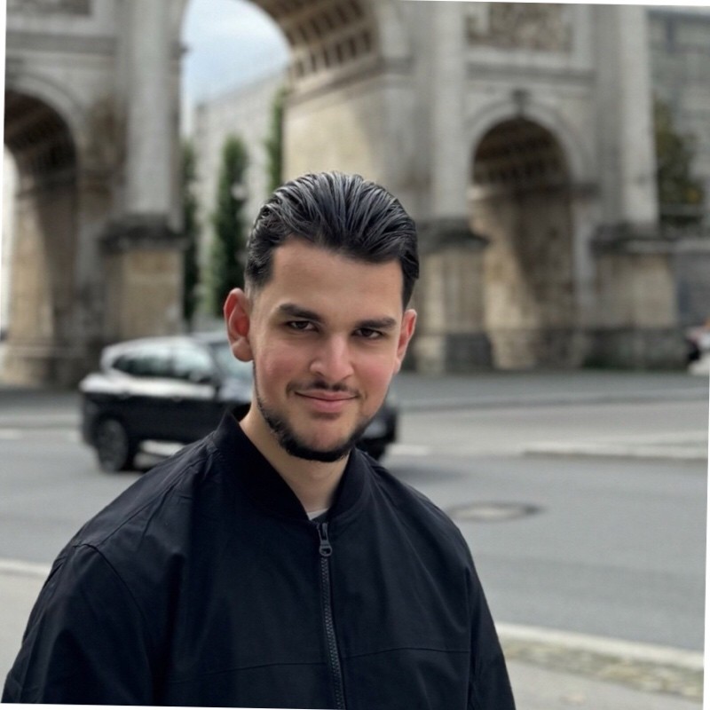 Arbjon Bardhaj - Fullstack Engineer and Computer Science student specializing in web development